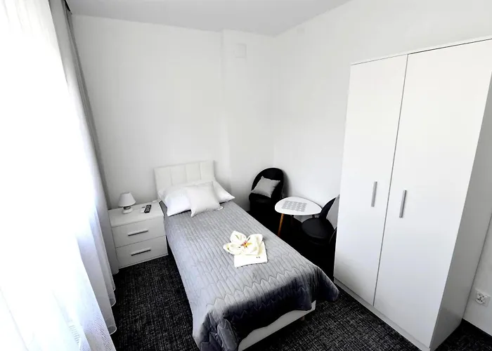 Sovita Homestay Leba